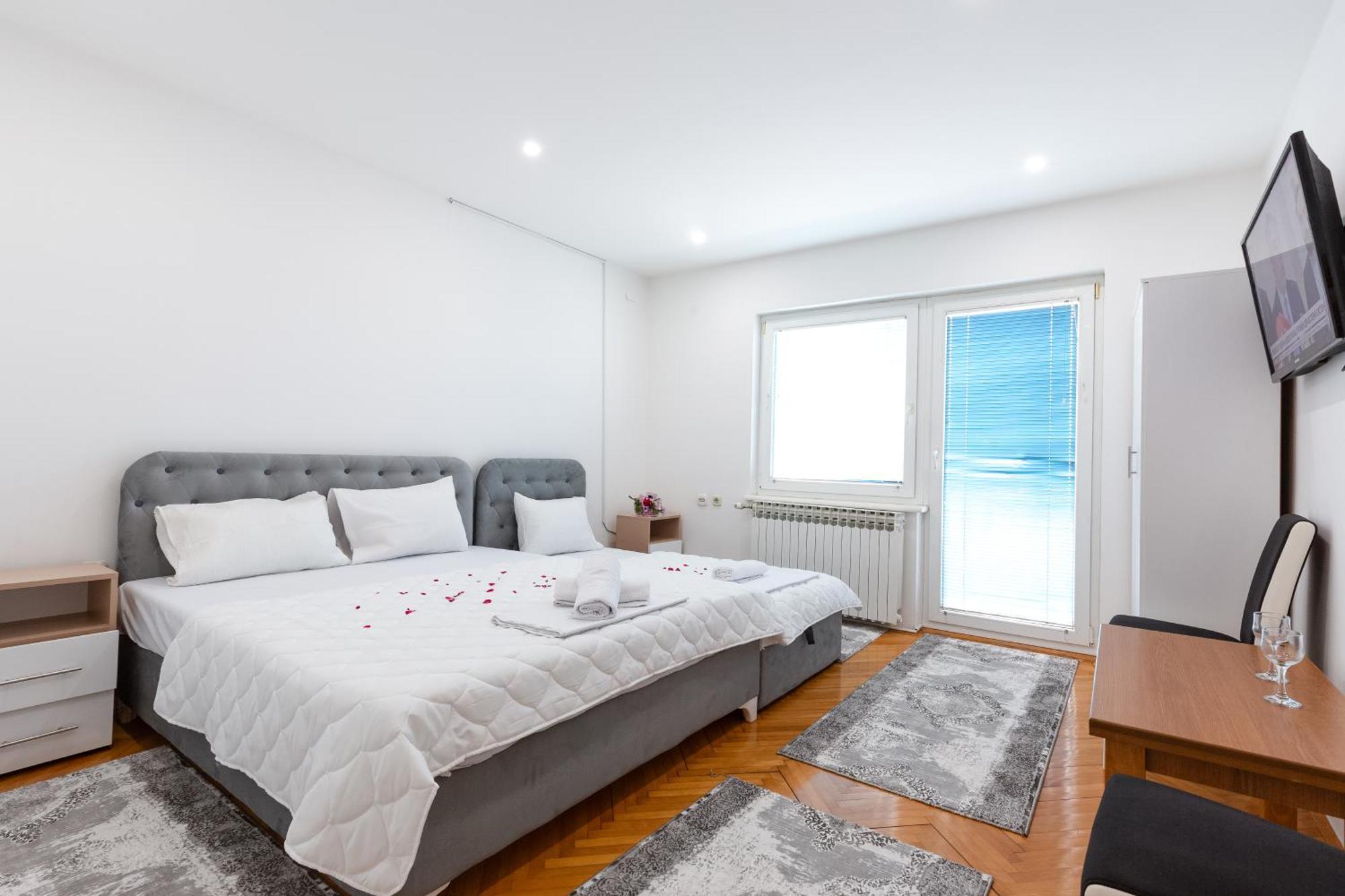 Evergreen Apartments 비소코 외부 사진